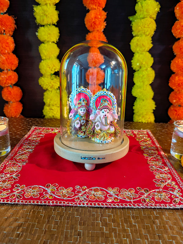 LABZIO Decorative Clear Borosilicate Glass Bell Jar with Round Lacquered Wood Base and Wooden Feet, Elegant Tabletop Display Case for Home Decor, Centerpiece, Office, Living Room, Unique Glass Jar Display