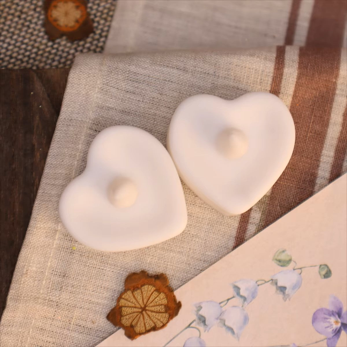 LABZIO Flameless LED Heart-Shaped Tea Light Candles |Compact Decorative Flickering Diya Lights 4 cm Width × 2 cm Height | Ideal for Pooja Diwali, Temple, Balcony & Room Décor|Plastic Build | Pack of 6