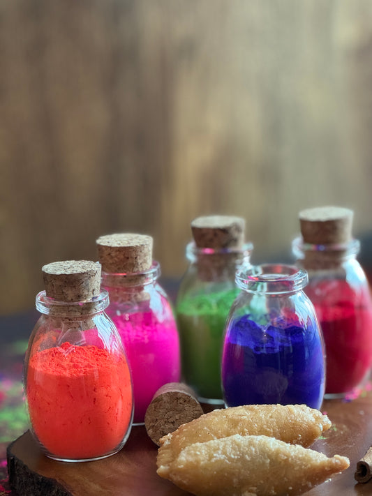 LABZIO Home - Borosilicate glass spice jars with cork stoppers, Ideal for DIY crafts, party favors, dry fruit gifting, chutneybottles, (Pack of 8) (110 ml each), Includes a funnel (80mm)