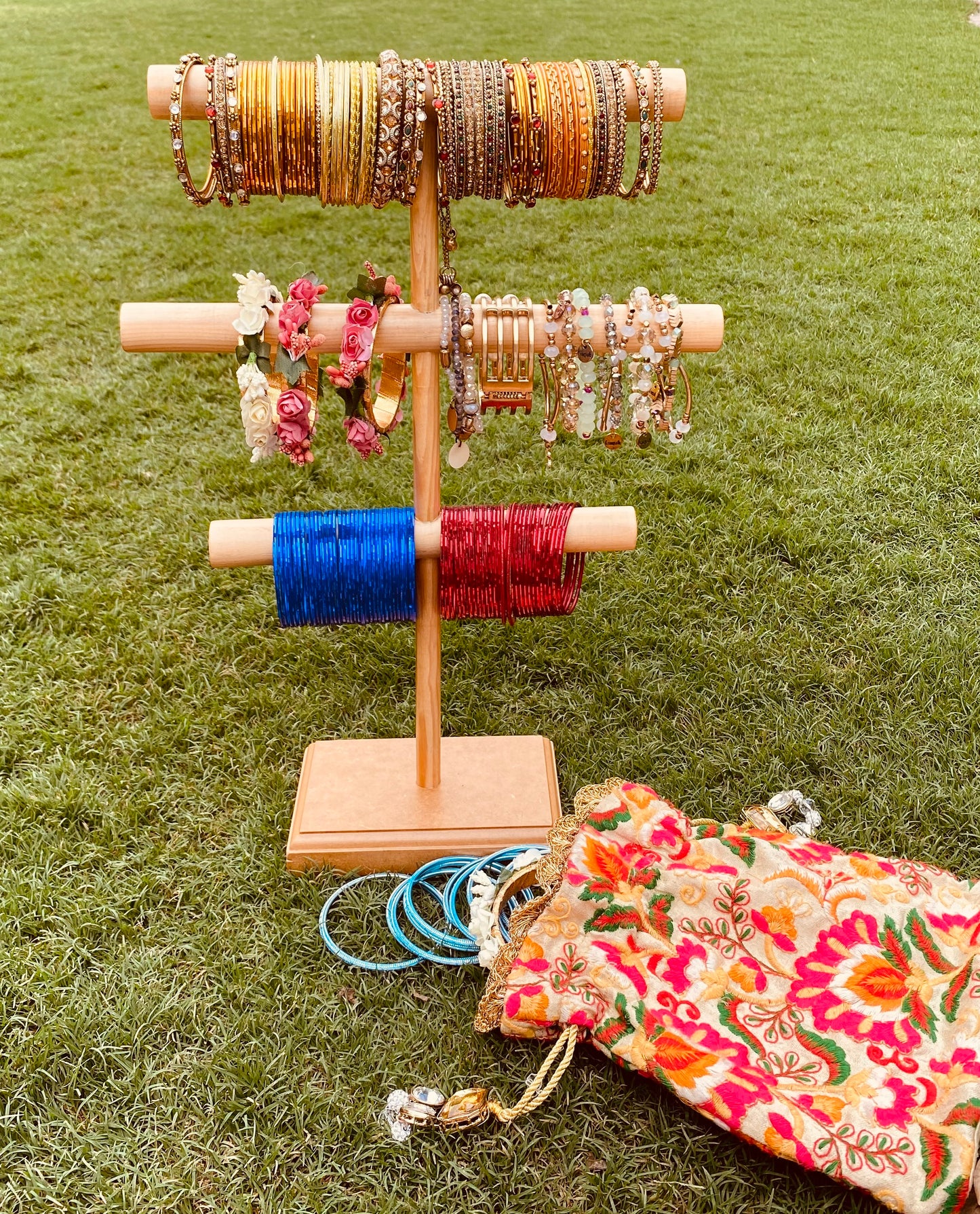 LABZIO Home | Wooden 4 Slot Necklace Holder for Jewelry, Beads | Chains Necklace Display Stand | Ideal for Retail, Craft Shows, Home Decor, Scarf, Stoles