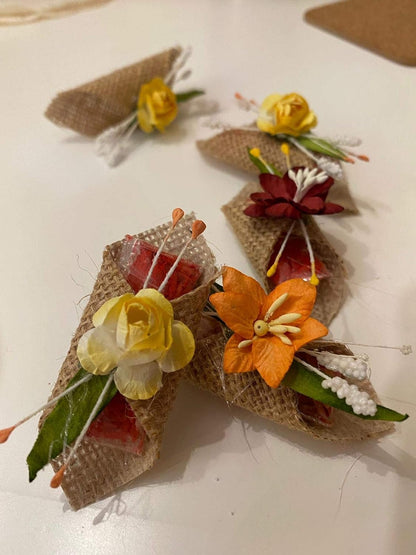 LABZIO Roli Chawal For Tikka — Handmade Jute Potli | Decorated With Beautiful Flower | Perfect For Rakhabandhan, Bhai Dooj And Other Occasion/Festivals | Pack Of 5