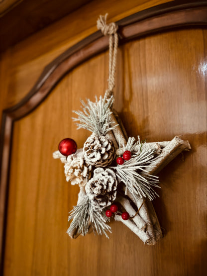 LABZIO Rustic Star-Shaped Christmas Tree Ornament - 6-Inch Wood and Pinecone Hanging Decoration with Snow-Dusted Red Berries & Pine Sprigs - Perfect for Holiday Tree & Home Decor