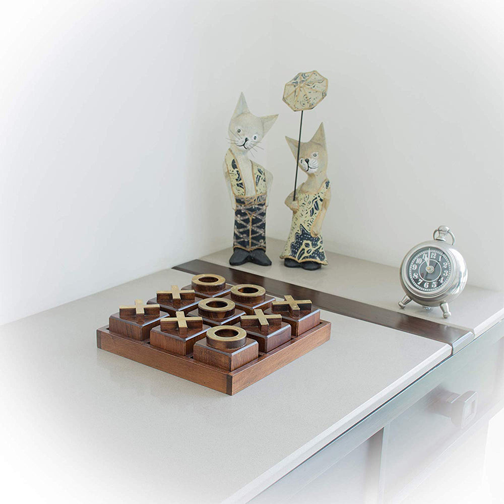 LABZIO Wooden Premium Wooden Tic Tac Toe/ noughts & crosses game with Brass Signs, Hand Crafted and Polished for a Perfect Finish, As Showpiece/Centerpiece For Home and Cafes, For all Ages