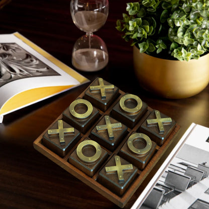 LABZIO Wooden Premium Wooden Tic Tac Toe/ noughts & crosses game with Brass Signs, Hand Crafted and Polished for a Perfect Finish, As Showpiece/Centerpiece For Home and Cafes, For all Ages